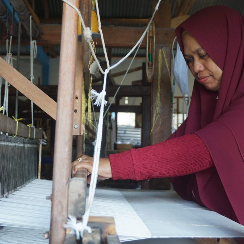 songket tenun siak riau