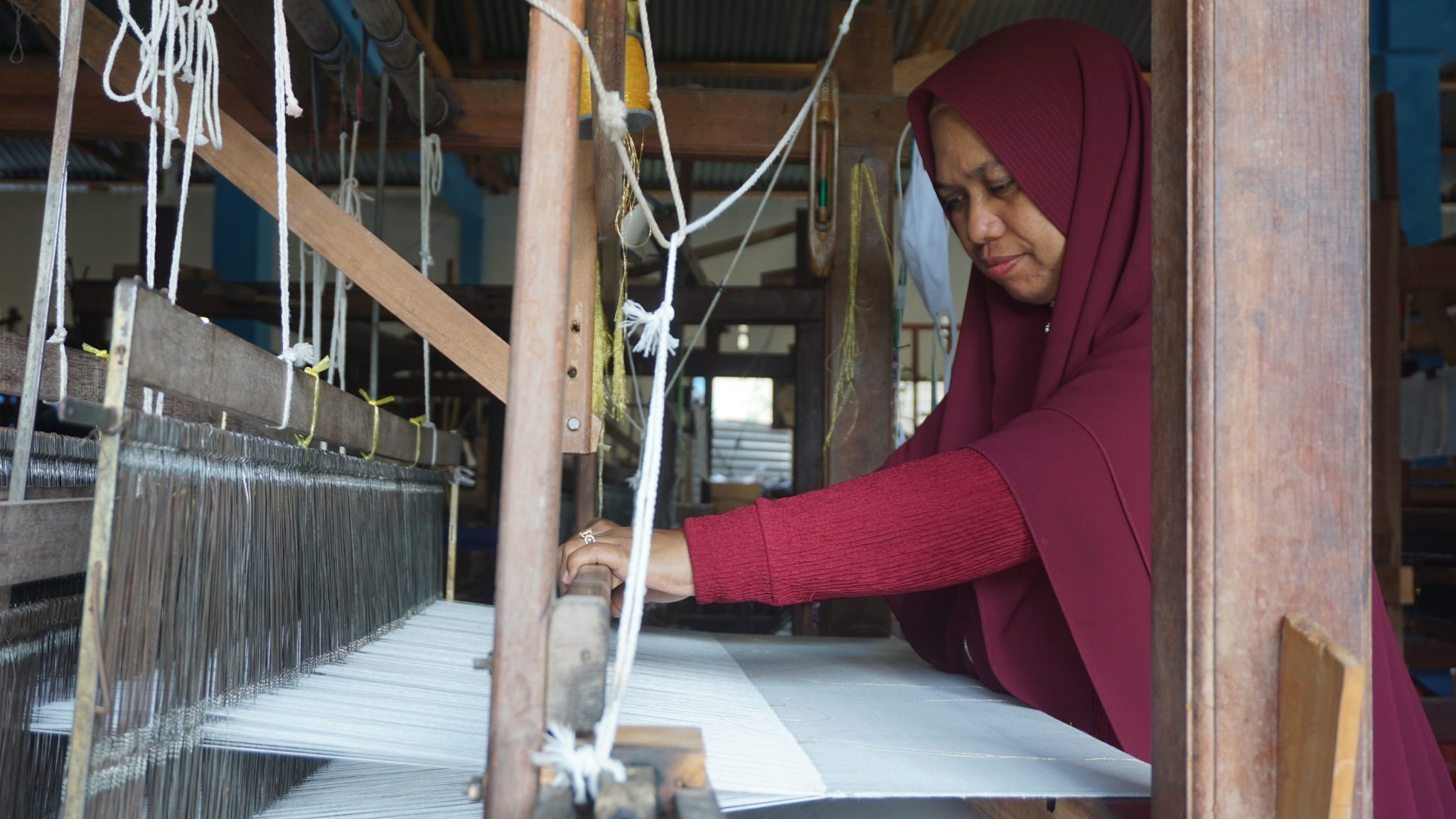 The Women Weavers Keeping Traditional Craft Alive with Natural Viscose