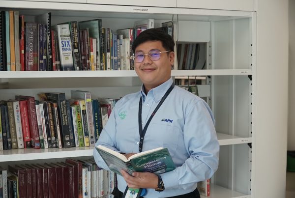 edy saputra, learning and development specialist apr