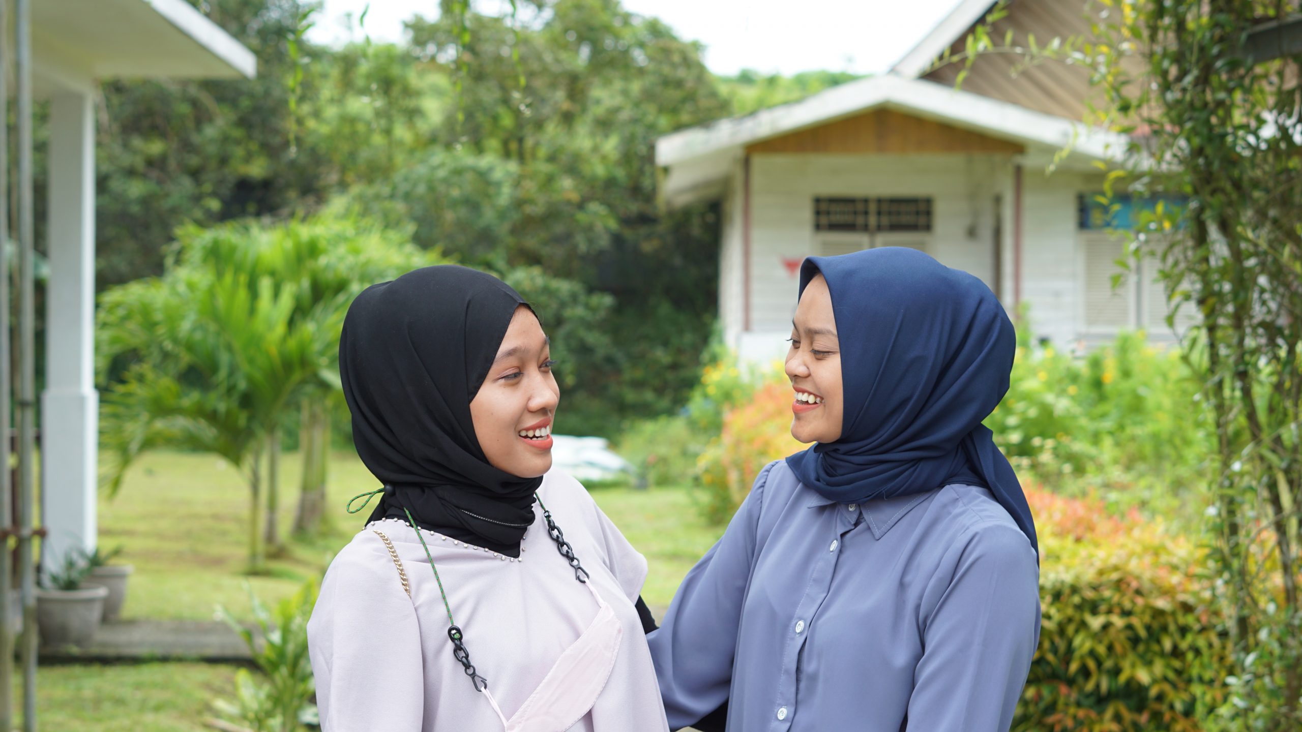 Dare to Dream: Two Local Female Entrepreneurs Win IFI Scholarship